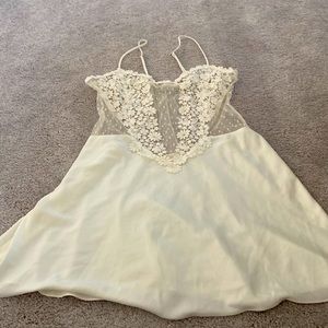 Flora Nikrooz ivory lace chemise